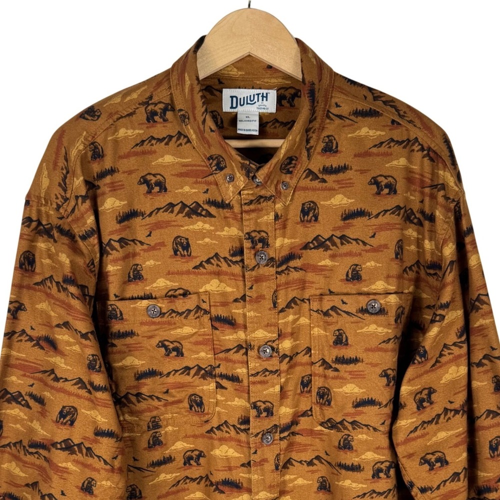 Duluth Trading Co Relaxed Fit Bear Mountain Print Shirt Men XL Button Down Brown - Picture 6 of 7